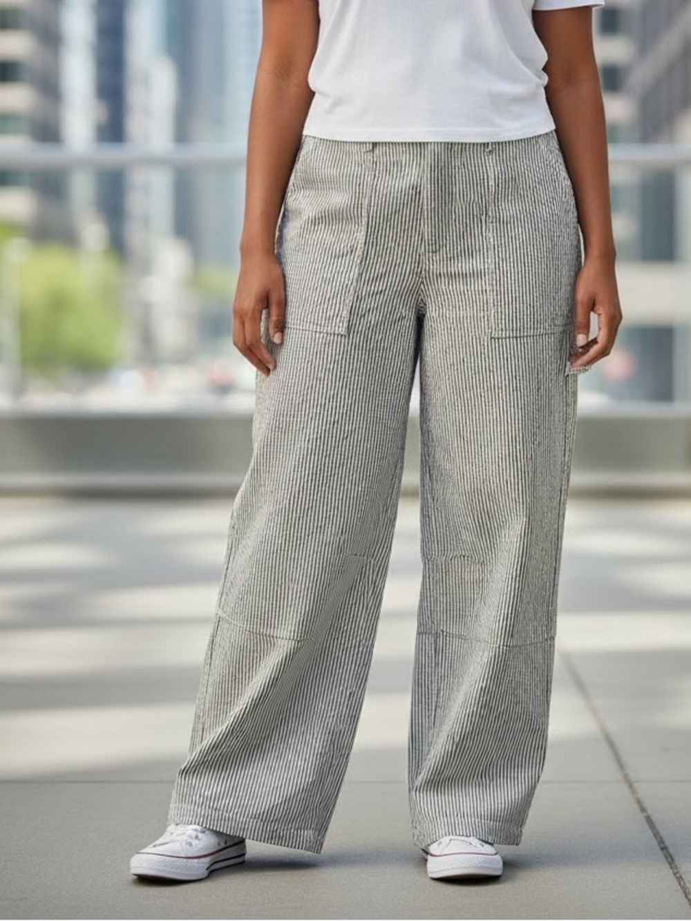 Gap Women’s Barrels Khaki striped pants
